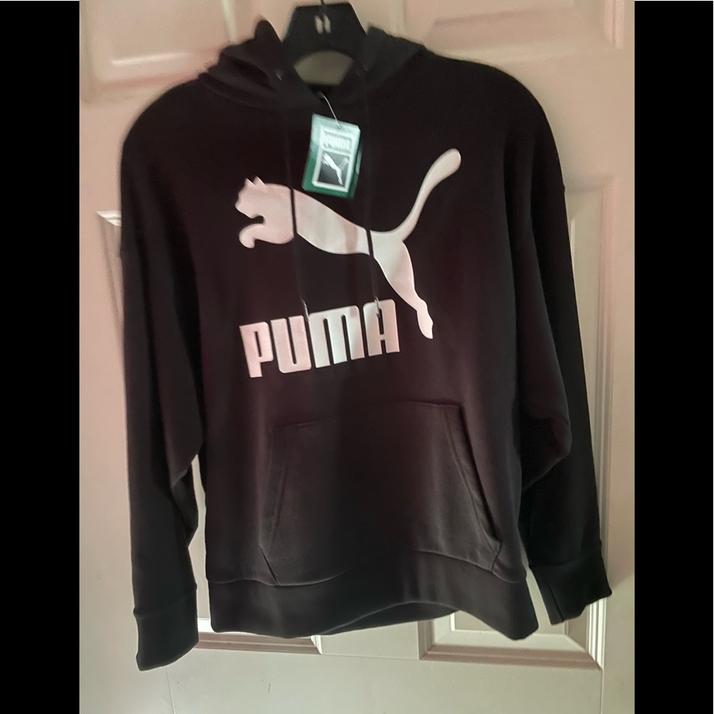 NWT PUMA Women's Classics Logo Hoodie Sz S